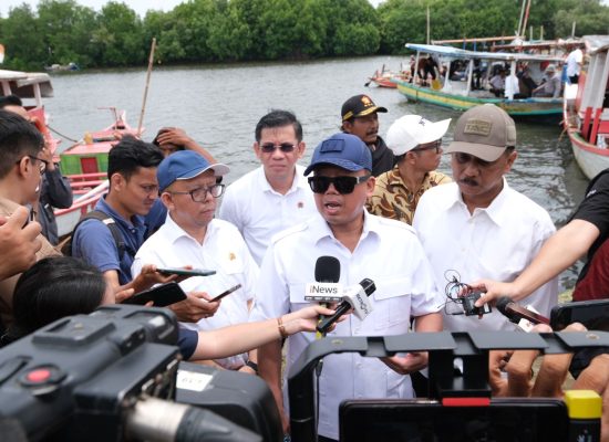 Tinjau Lokasi Terindikasi Manipulasi Data di Kawasan Pagar Laut Bekasi, Menteri Nusron Akan Tindak Tegas Pelaku