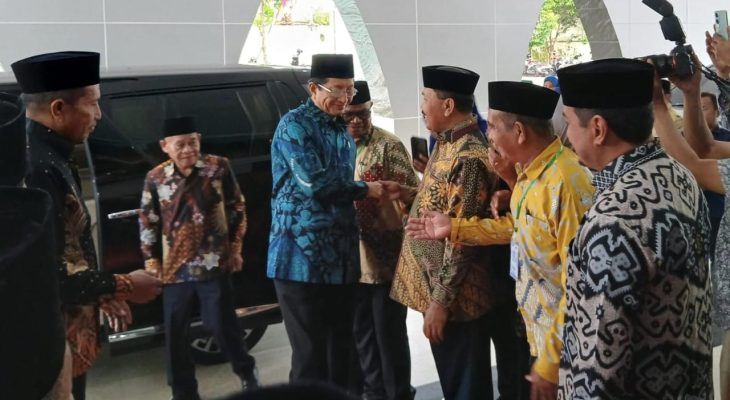 Menteri Agama Nasaruddin Umar Tiba di Kota Ternate