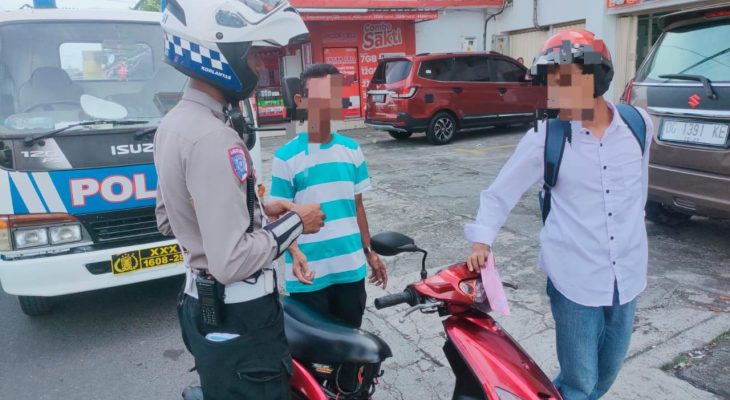 Satlantas Polres Ternate Tilang Puluhan Pengendara dalam Operasi Keselamatan