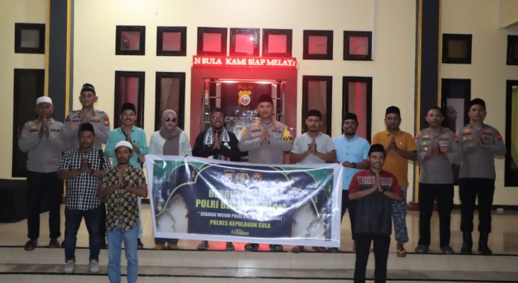 Bagi Takjil dan Buka Bersama, Kapolres Sula: Pentingnya Sinergitas dengan Wartawan