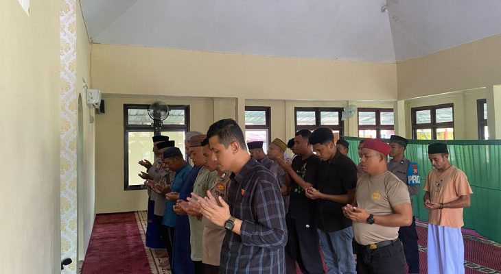 Polres Kepulauan Sula Gelar Sholat Ghaib dan Doa Bersama atas Gugurnya Tiga Personel Polri di Way Kanan