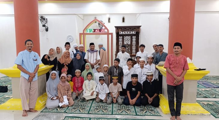 Gelar Ramadhan Berkah, Karang Taruna Desa Bicoli Santuni Anak Yatim dan Bukber