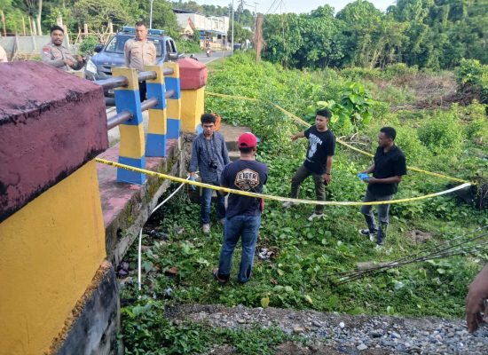 Polres Sula Olah TKP Kasus Dugaan Gantung Diri di Desa Mangega