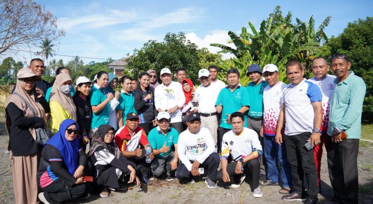 Kanwil Kemenag Malut Tanam Satu Juta Pohon, Ini Pesan Wagub Sarbin 