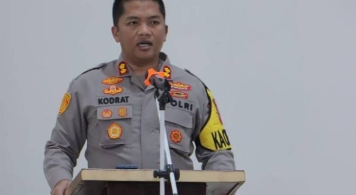 Kapolres Kepulauan Sula Minta Babinkamtibmas Berkoordinasi dengan Kades Aktifkan Pos Kamling