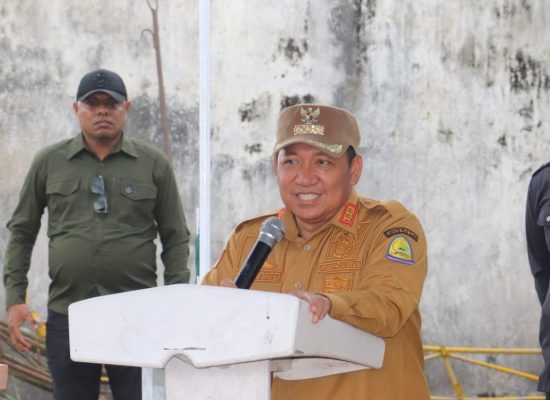 Bupati Aliong Mus Minta Masyarakat Bersatu Bangun Taliabu