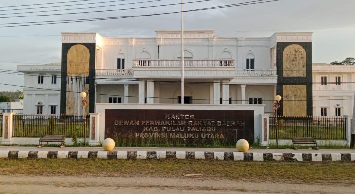 Polemik Pin Palsu Anggota DPRD Taliabu Tuntas