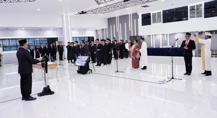 Lantik Pejabat Struktural, Menteri Nusron Tegaskan Pentingnya Sistem Rotasi Berkala