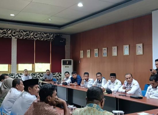 5 Bulan Belum Terima Gaji dan Tunjangan, Ratusan Kades di Halmahera Barat Ancam Demo di Kantor Bupati