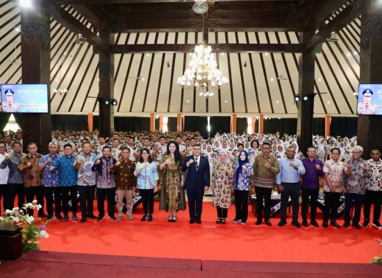 Beri Kuliah Umum di STPN Yogyakarta, Wamen Ossy: Tumbuhkan Jiwa Kepemimpinan dan Jadi Inspirasi