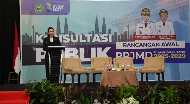 Diduga Kelelahan, Gubernur Sherly Mendadak Pusing saat Sambutan