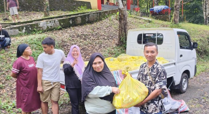 Momentum Waisak 2569 BE, Umat Buddha Malut Salurkan Bantuan Sosial 