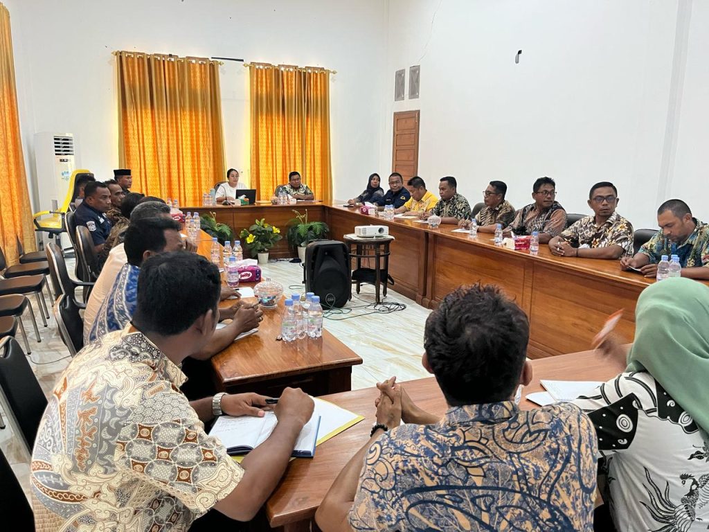 Pertemuan Bupati dan Wakil Bupati terpilih Pulau Taliabu bersama pimpinan OPD. (Istimewa)