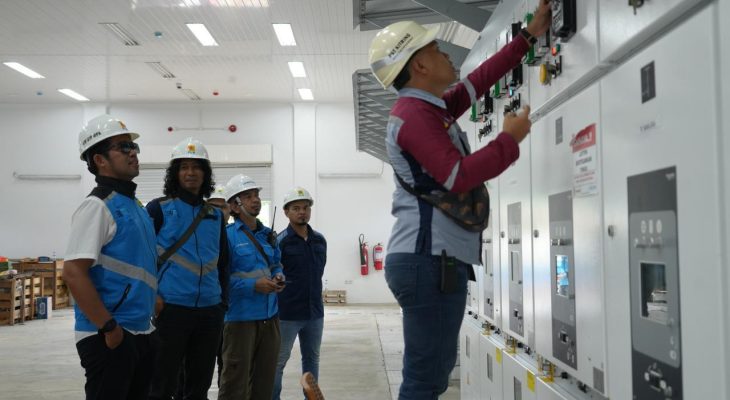 Pastikan Keandalan Infrastruktur Listrik Papua Barat, General Manager PLN UIP MPA Tinjau Langsung Pembebanan GI 150/20 kV – 60 MVA Manokwari