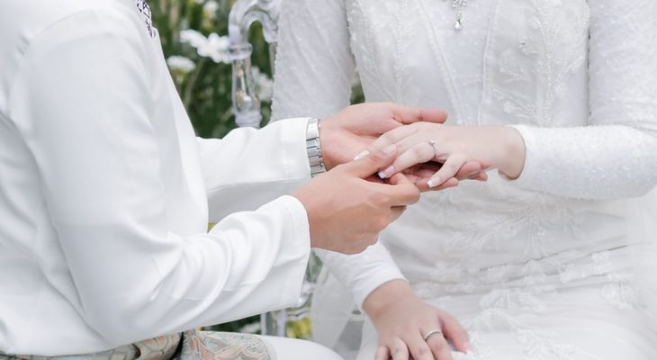 Pemprov Maluku Utara Siapkan Dana 5 Juta untuk Pasangan yang Menikah