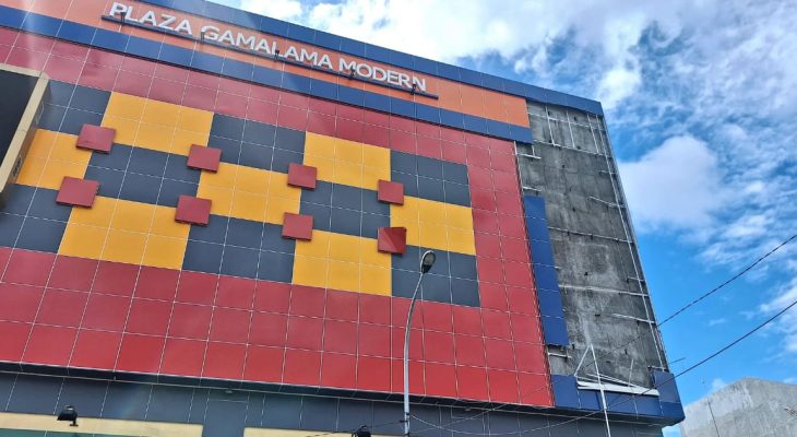 Tak Kunjung Dimanfaatkan, Bagian Luar Plaza Gamalama Moderen Mulai Rusak 