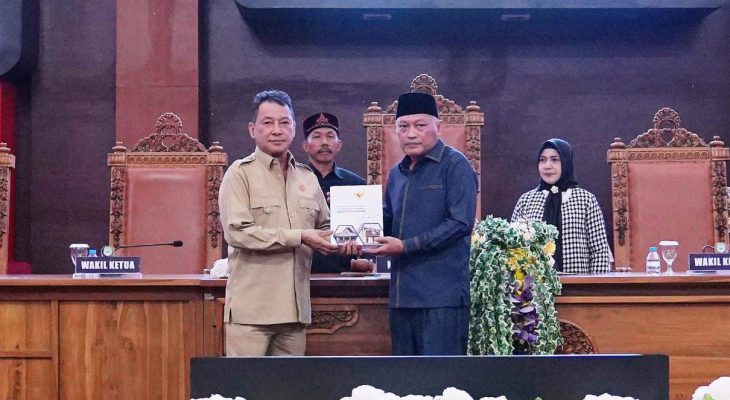 Pemprov Maluku Utara Sampaikan Ranperda Pertanggungjawaban APBD 2024 ke DPRD