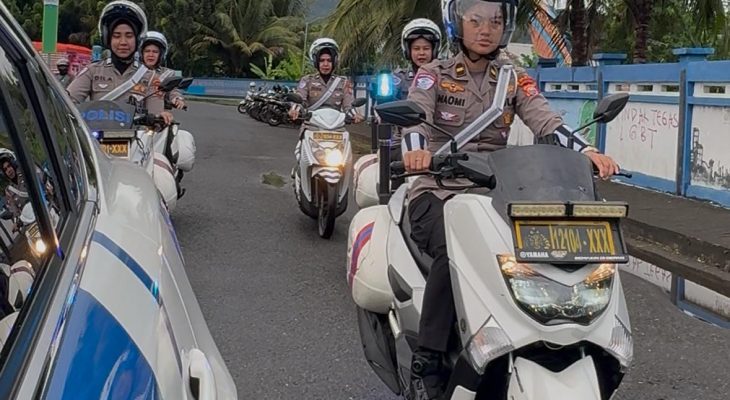 Polwan Ditlantas Polda Maluku Utara Lakukan Patroli Keselamatan Lalu Lintas 