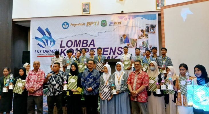Kadikbud Tutup LKS dengan Semangat: Siswa SMK Maluku Utara Siap ‘Tempur’ di Jakarta