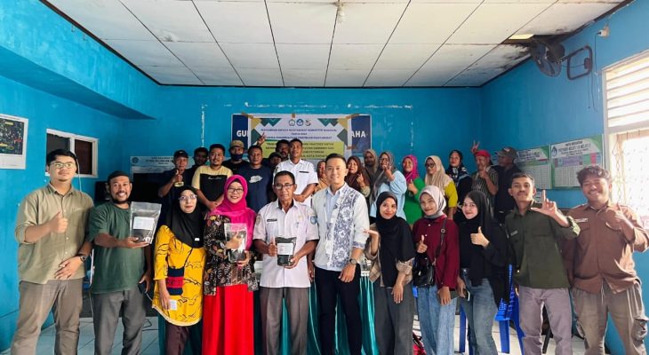 Tim Faperta Unkhair Gelar Pelatihan Good Breeding Practice Ternak Kambing di Jambula