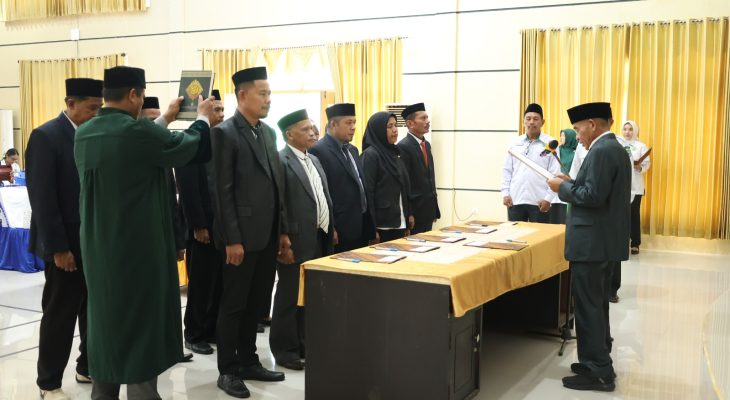 Kakanwil Kemenag Maluku Utara Lantik 10 Kamad: Tekankan Integritas, Inovasi dan Gerakan Literasi Madrasah
