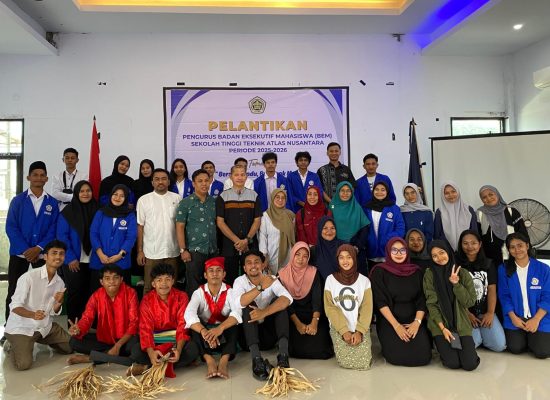 Lantik Pengurus BEM STTAR, Abdurrahman Ingatkan 3 Pesan Penting