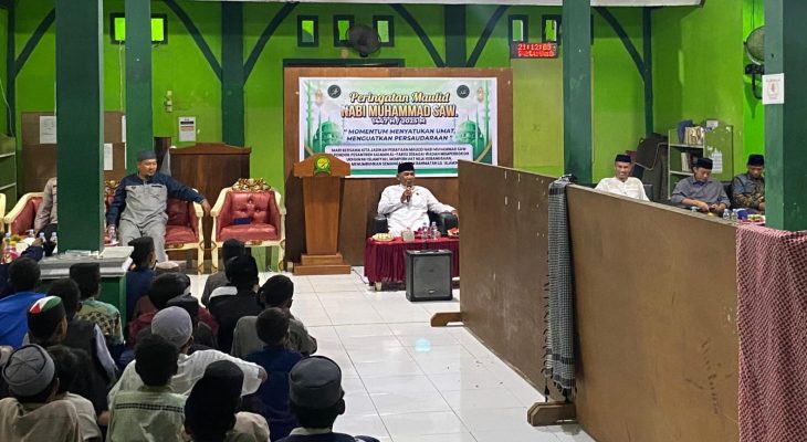 Peringati Maulid Nabi, Pendiri Pondok Pesantren Salman Al-Farisi: Pesantren sebagai Pusat Pendidikan Islam