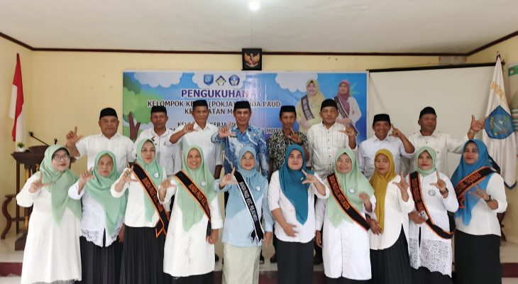 Bunda PAUD Pulau Moti, Farida Ahmad Kukuhan Pokja Kecamatan dan Kelurahan  