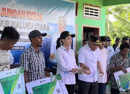 Pemprov Maluku Utara Distribusi BPJS Ketenagakerjaan untuk Warga Gane Timur
