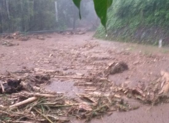 Banjir di Ternate Akibat Hujan Deras, Akses Jalur Taduma-Togafo Putus 