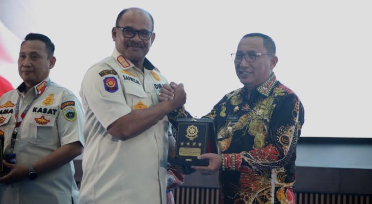 Kemendagri Kasih Penghargaan ke Wali Kota Ternate karena Mendukung Kinerja Satpol PP