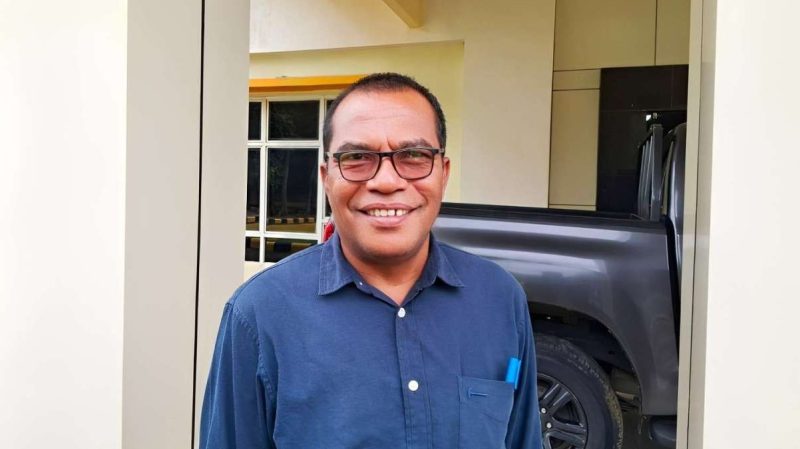 Anwar husen Plt kadis 1 800x449 1