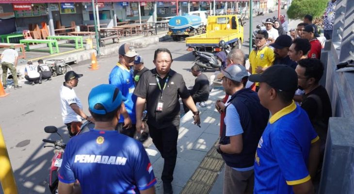 Sekda Ternate Terjunkan OPD Teknis Bakti di Kawasan Kuliner Rempah