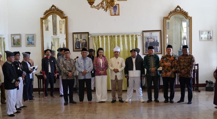 Anggota VI BPK RI Mendapat Gelar Adat ‘Ngato Sasi Matiahi’ dari Kesultanan Ternate