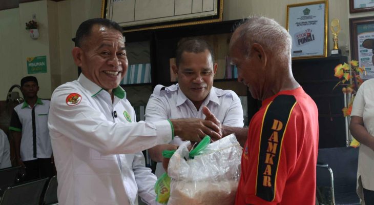 Peringati HSN 2025, Kemenag Malut Gelar Aksi Sosial Berbagi Sembako