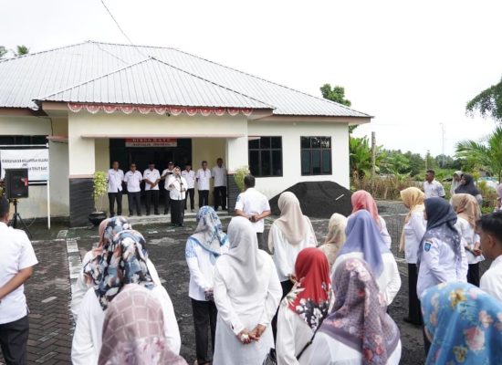 ASN Kecamatan Ternate Barat Diminta Maksimalkan Pelayanan kepada Masyarakat