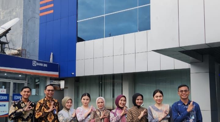 BRI BO Ternate Meriahkan Hari Batik Nasional