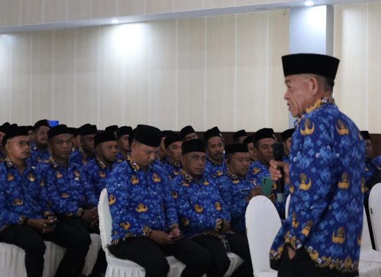 182 PPPK Kanwil Kemenag Maluku Utara Dilantik, Ini Pesan Kakanwil Amar Manaf