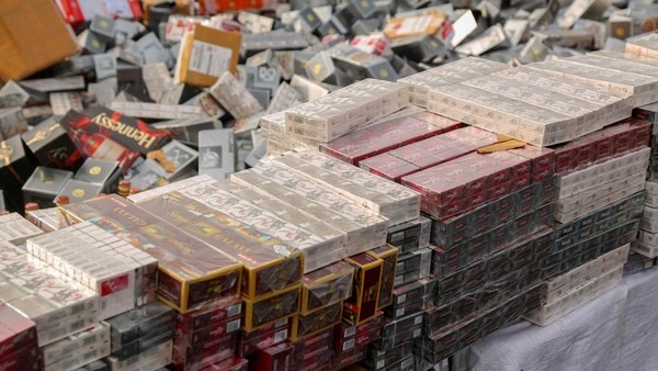 18e84edc fb4f 45f7 9b28 80060e13df36