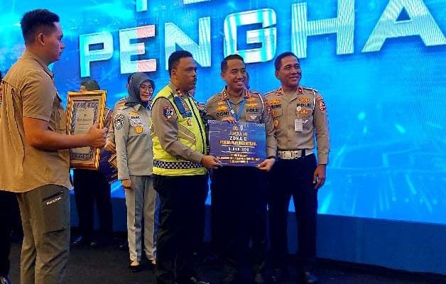 Korlantas Polri Menempatkan Ditlantas Polda Malut Peringkat III Program Polisi Menyapa di Bidang Regident Tahun 2025