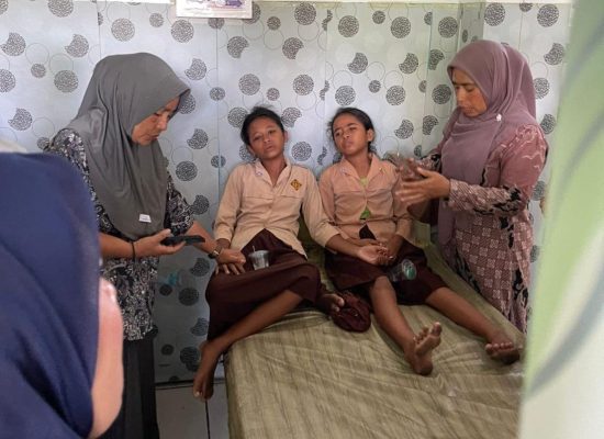 Usai Konsumsi MBG, Puluhan Siswa Diduga Keracunan dan Dilarikan ke Puskesmas dan RSUD CB Ternate