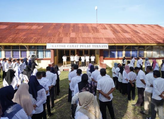 Rabu Menyapa di Pulau Ternate, Sekda: ASN Harus Peka terhadap Problem di Lingkungan Masyarakat