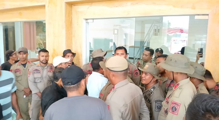 Kecewa Soal DOB Sofifi, Sejumlah Warga Ancam Boikot Dua OPD di Pemprov Maluku Utara