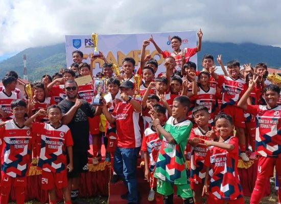 Kampiun: Indonesia Muda Ternate Sapu Bersih Juara di Festival Sepak Bola Piala Wali Kota 2025