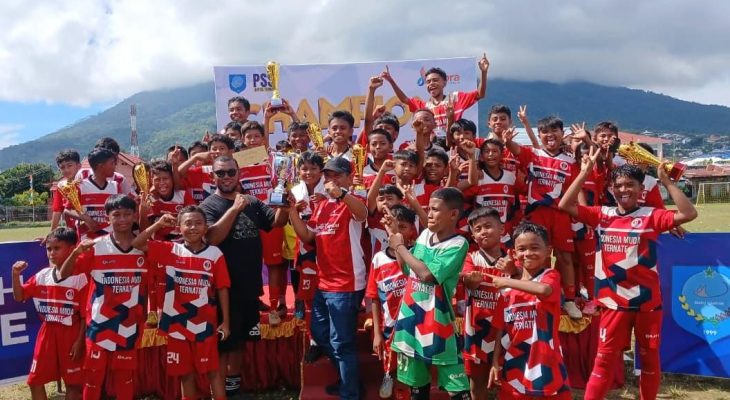 Kampiun: Indonesia Muda Ternate Sapu Bersih Juara di Festival Sepak Bola Piala Wali Kota 2025