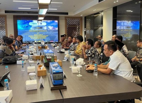 Bawa Aspirasi Warga, Sekda Halmahera Timur Dorong Peningkatan Status Pelabuhan Dabo ke Kemenhub