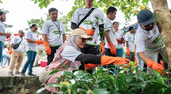 Srikandi PLN Warnai Hari Menanam Pohon Indonesia 2025 dengan Aksi Nyata di Holtekamp