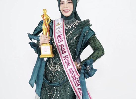 Dari Maluku Utara ke Panggung Nasional, Nuryati Sabet Runner Up Miss Hijab Indonesia 2025