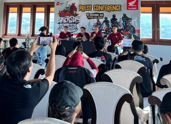 Di Nyiur Melambai, Ribuan Bikers Satukan Irama Persaudaraan di HBD Regional Sulawesi 2025