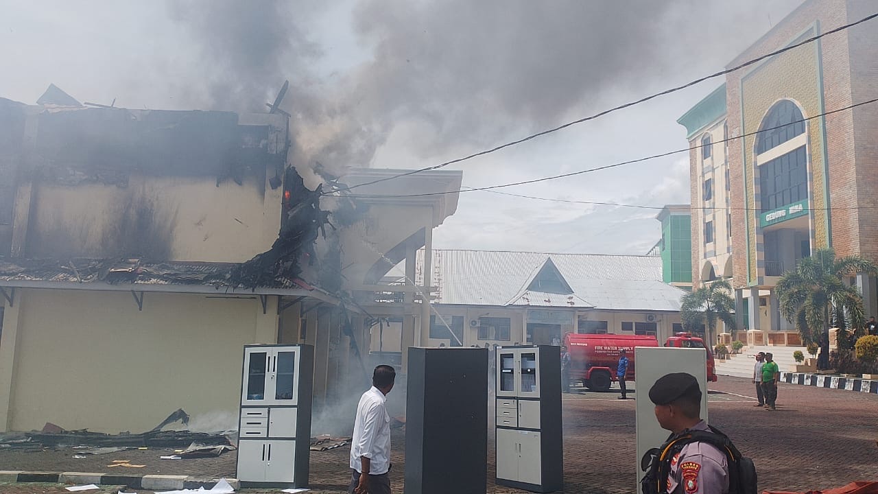 f4e06327 433a 40c4 93ef 0479e0b5c03e